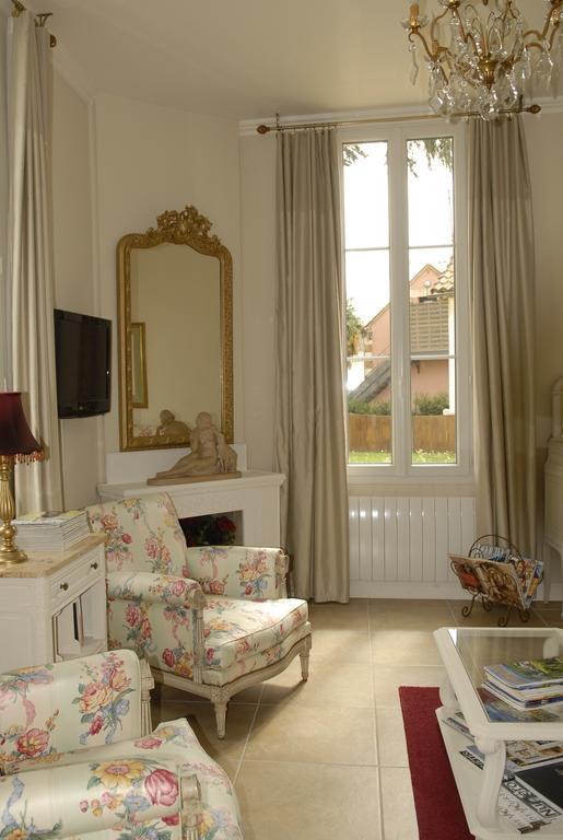 La Grande Maison Bed & Breakfast แบร์เฌอรัก ภายนอก รูปภาพ